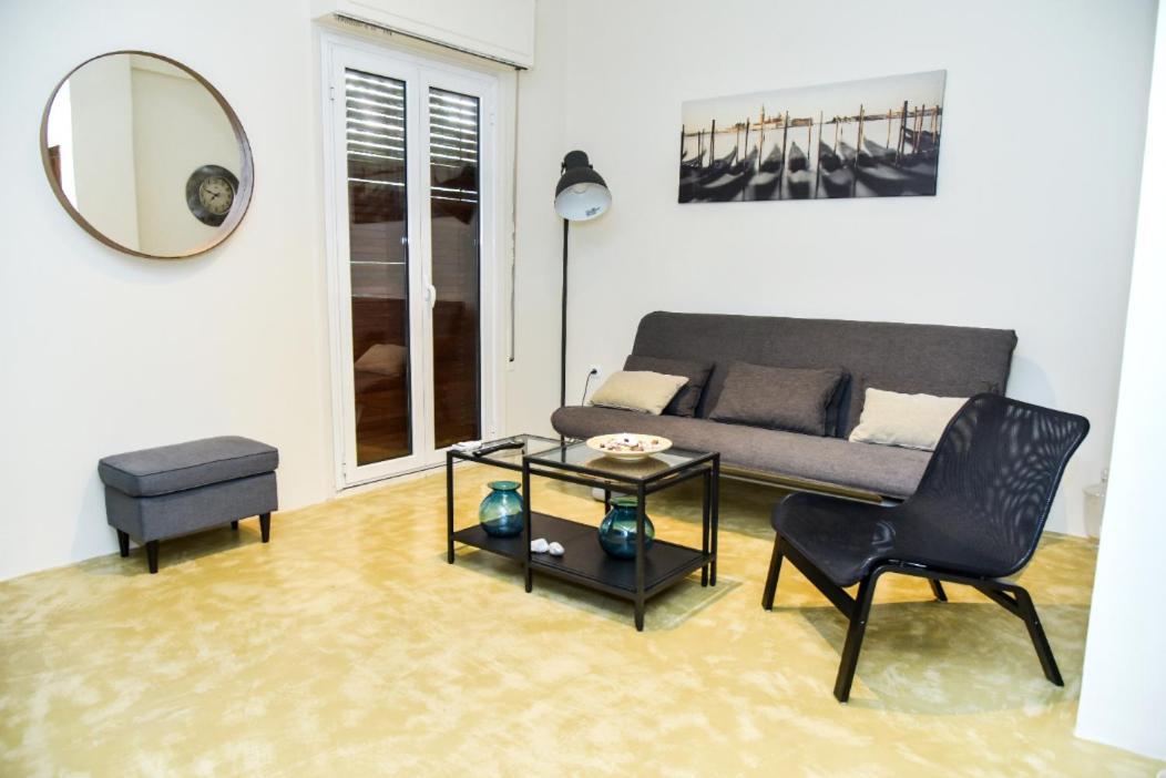 Central Apartment At Echarxia 2 Beds For 5 Pers By Mps Atene Esterno foto